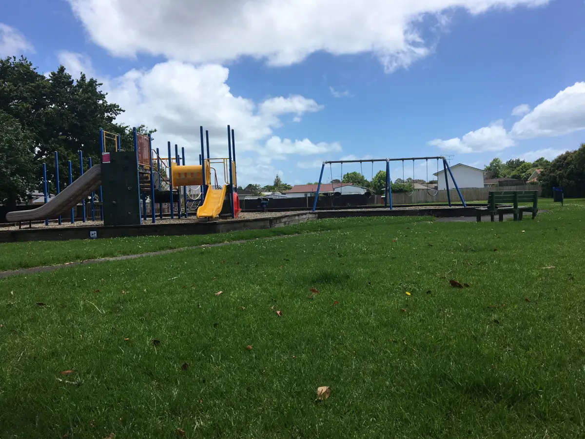 Reelick Park playground photo