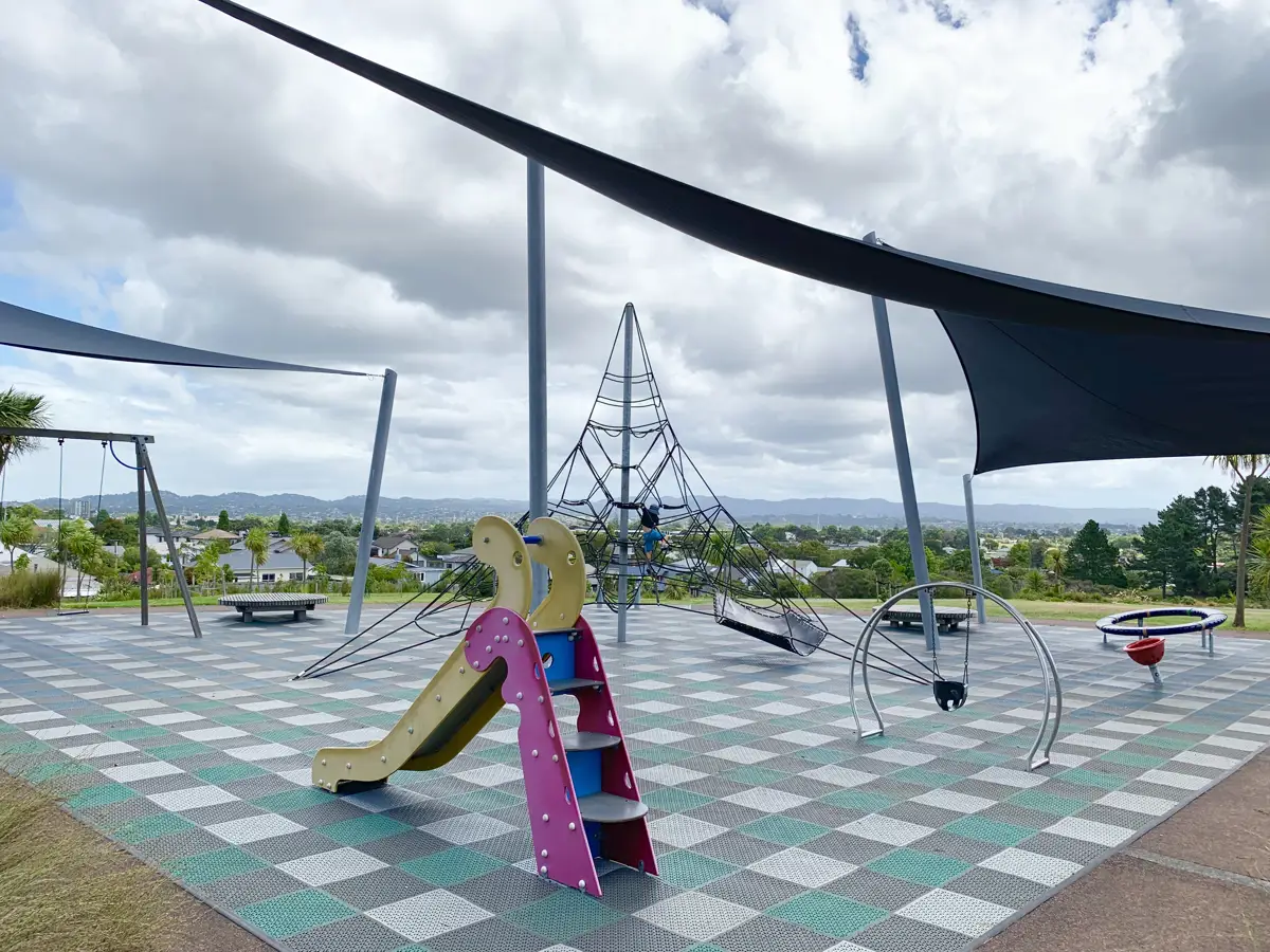 Heron Park playground photo