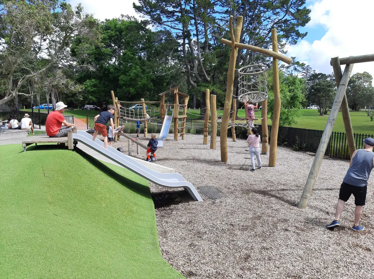 Photo of Craigavon Park by thecyberpr
