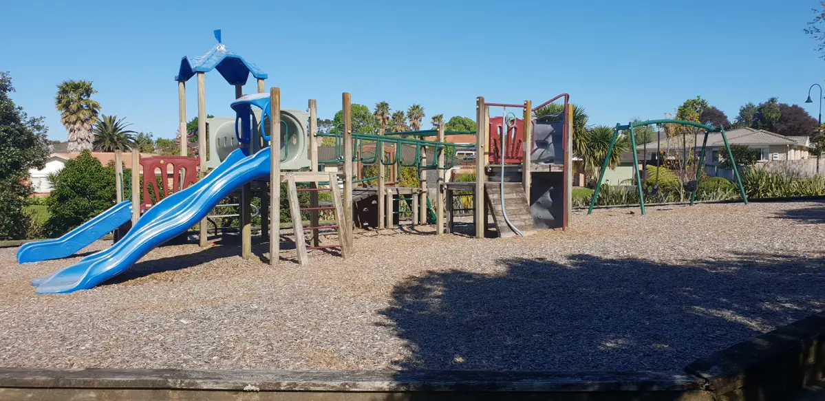 Ferngrove Park playground photo