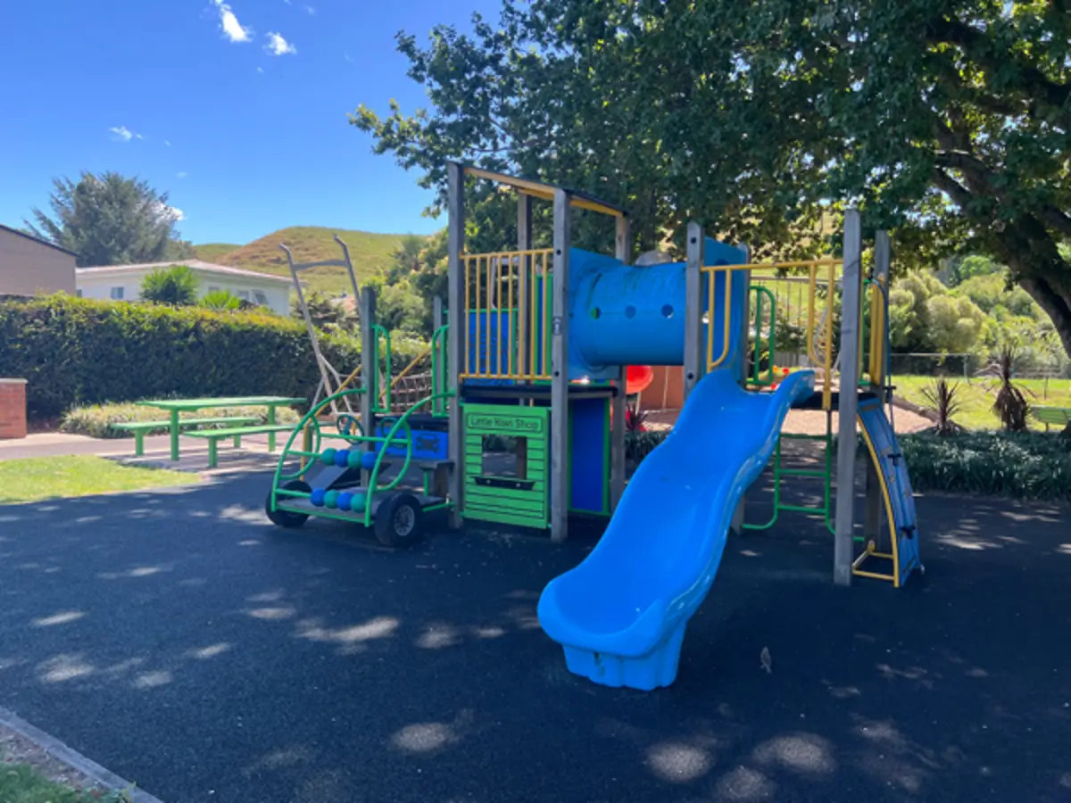 Oxford Village Green playground photo