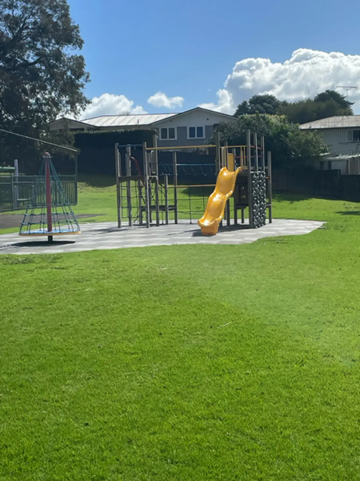 Photo of Riverhills School by MarisaM