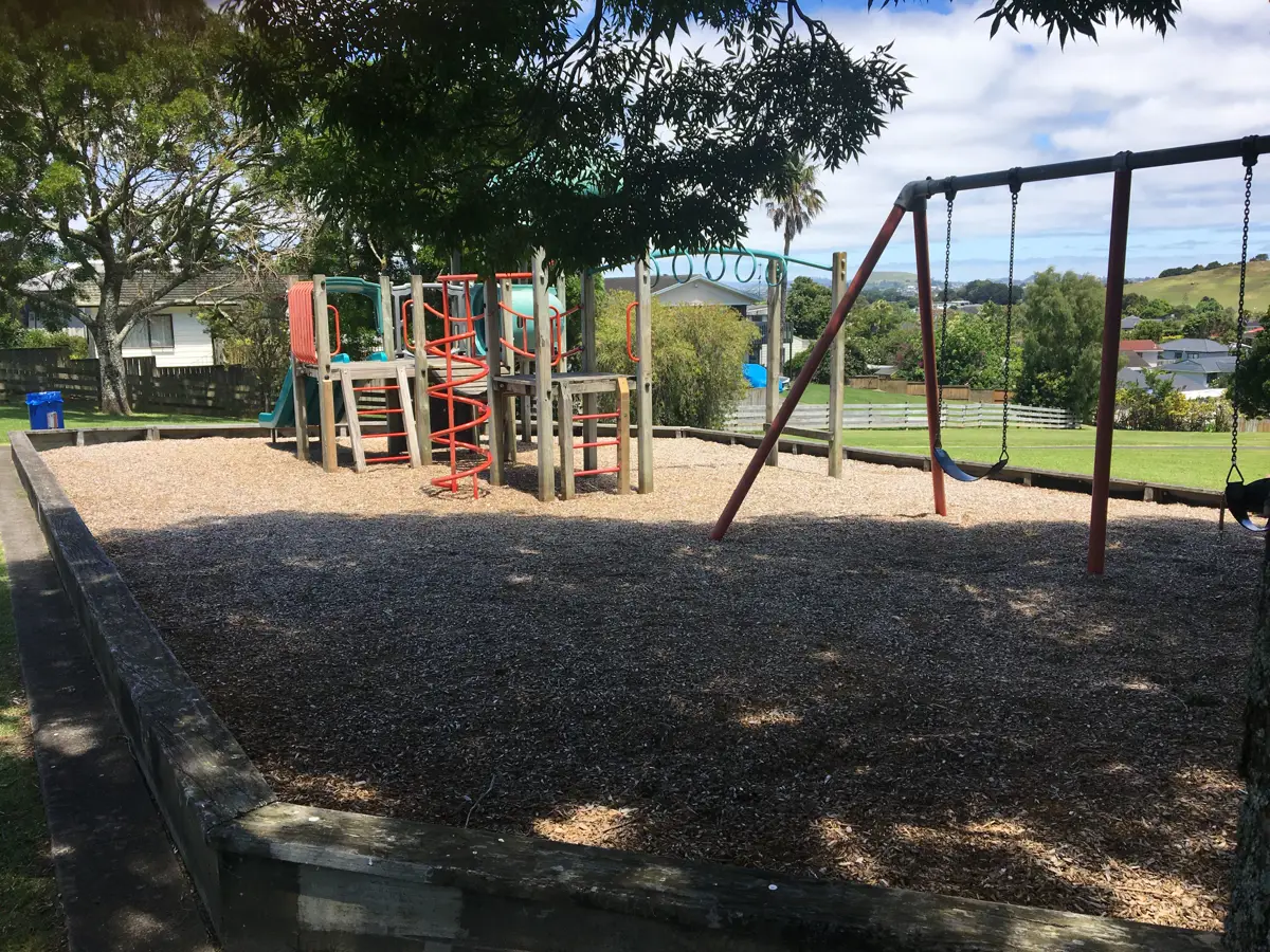 Photo of Marendellas Drive Playground by MarisaM