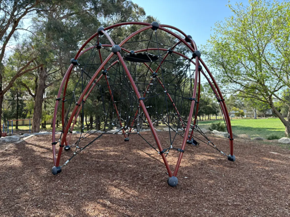 Photo of Hawker Primary School Playground by KarmenH
