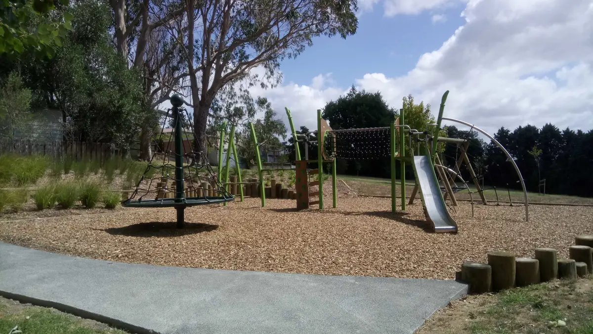 Locket Reserve playground photo