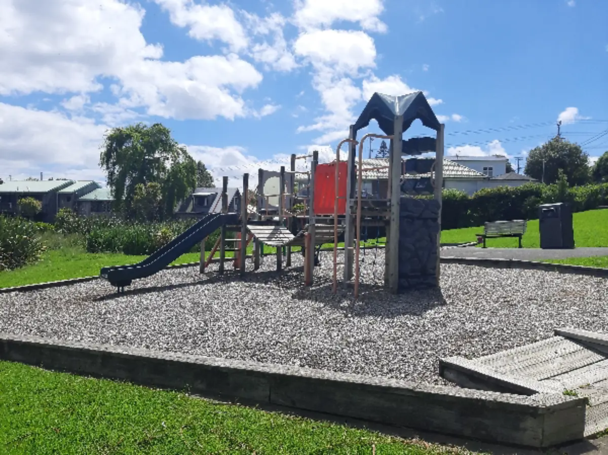Photo of Kawerau Reserve by thecyberpr