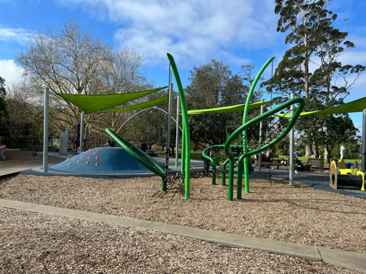 Photo of Western Springs Lakeside Park by thecyberpr