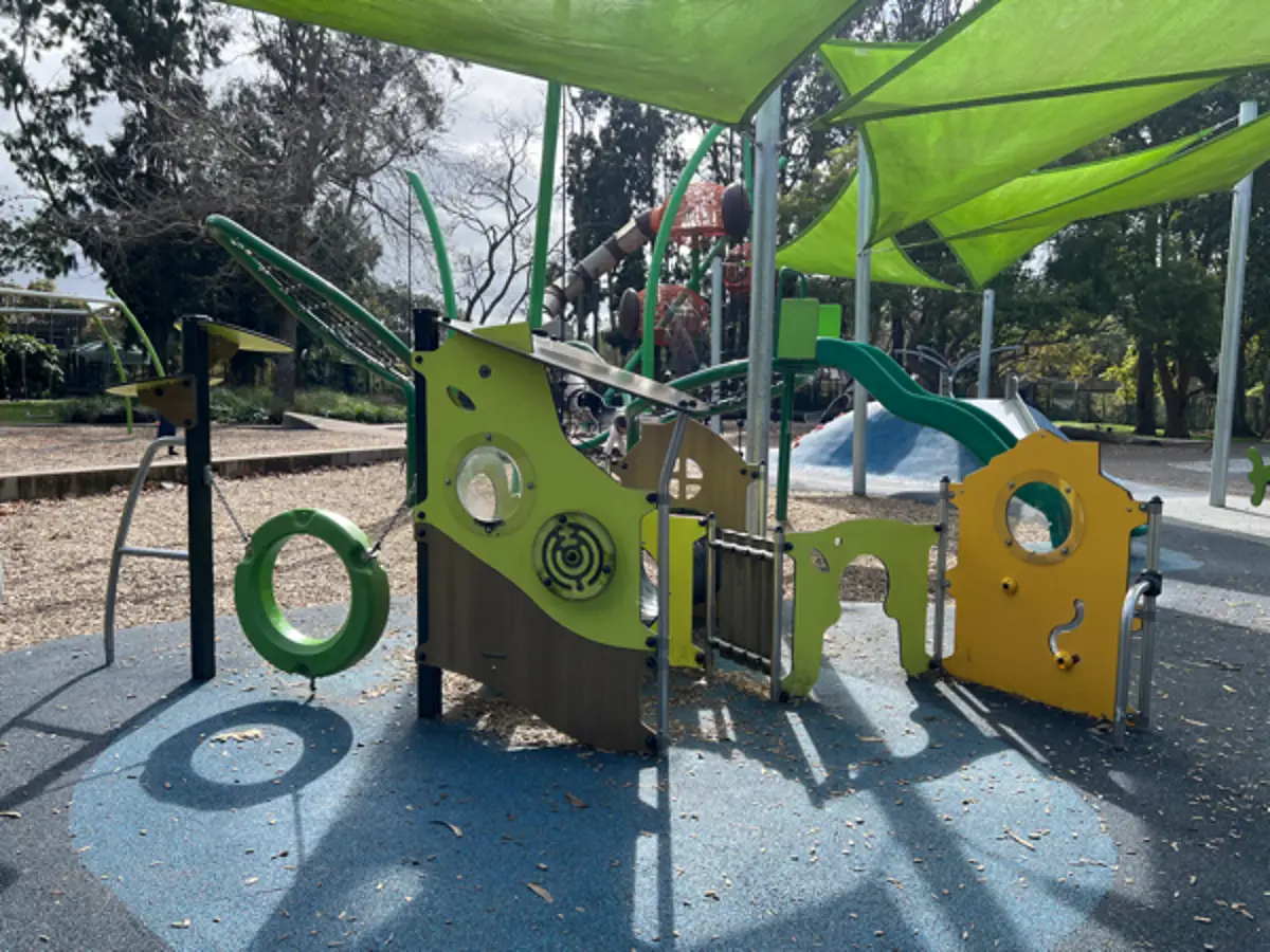 Photo of Western Springs Lakeside Park by thecyberpr
