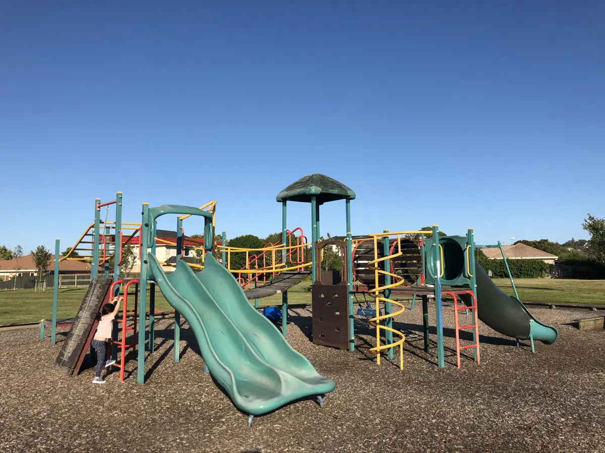 Tarnica Park playground photo