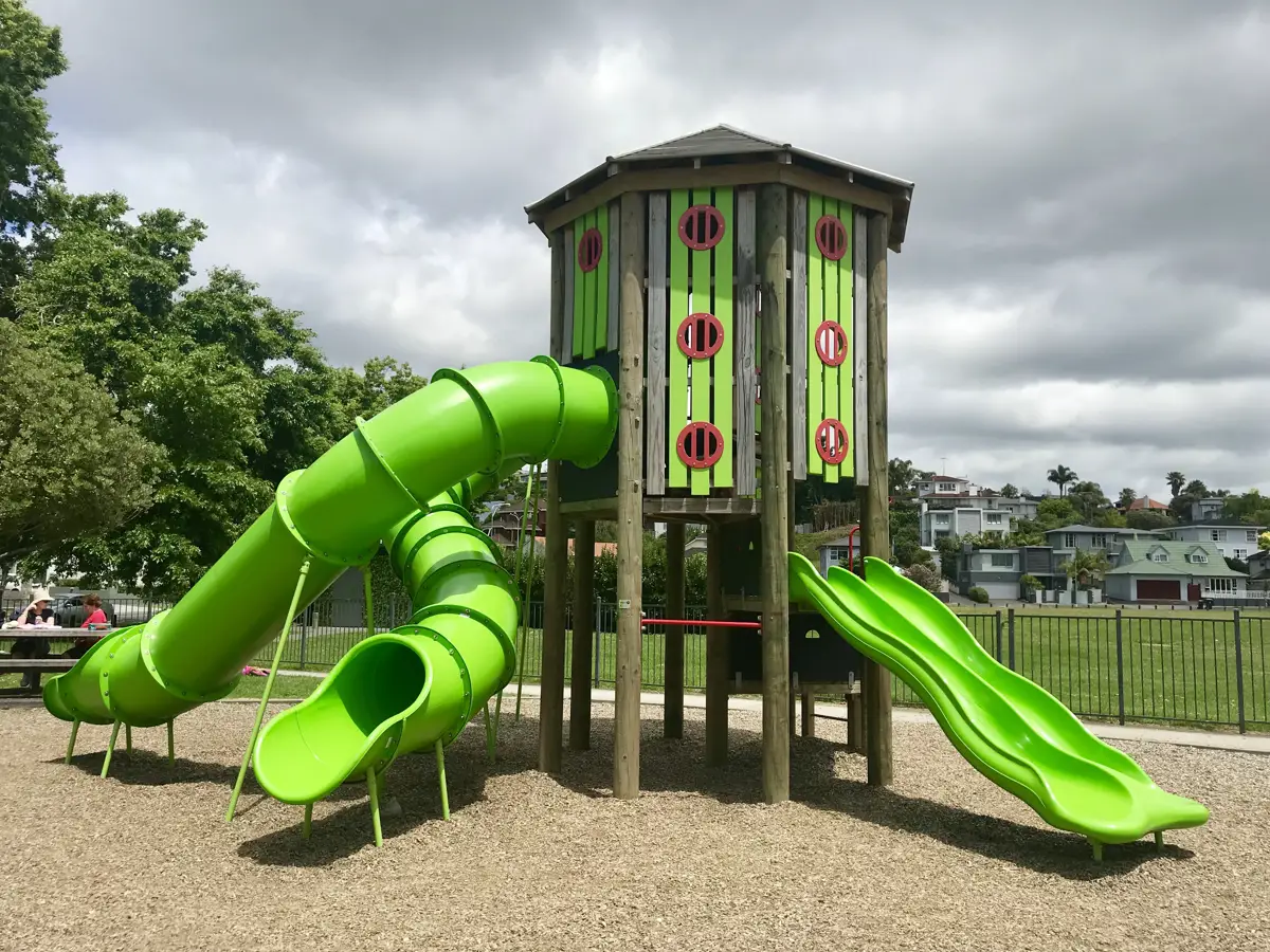 Madills Farm Recreational Reserve playground photo