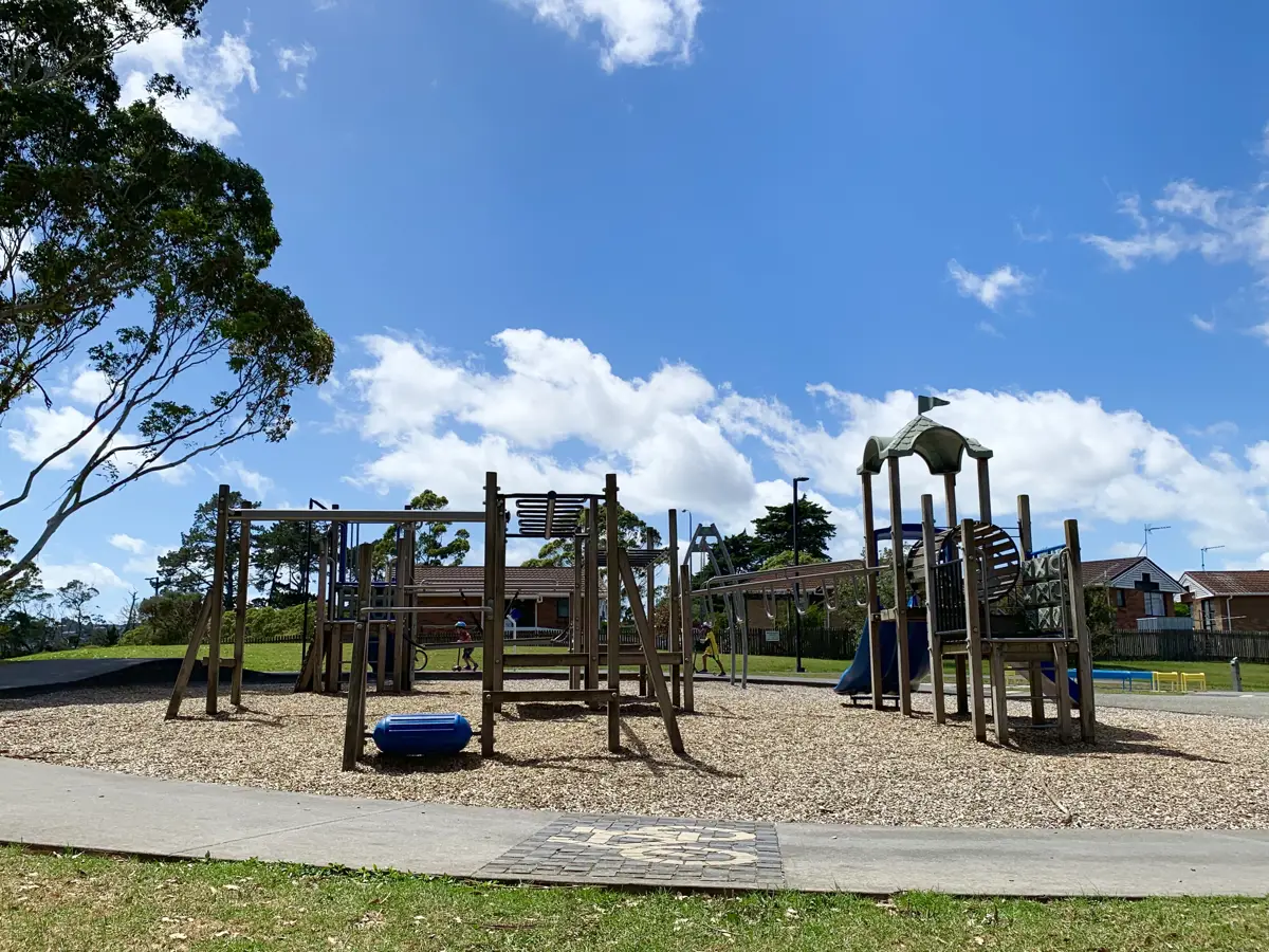 Shepherds Park playground photo