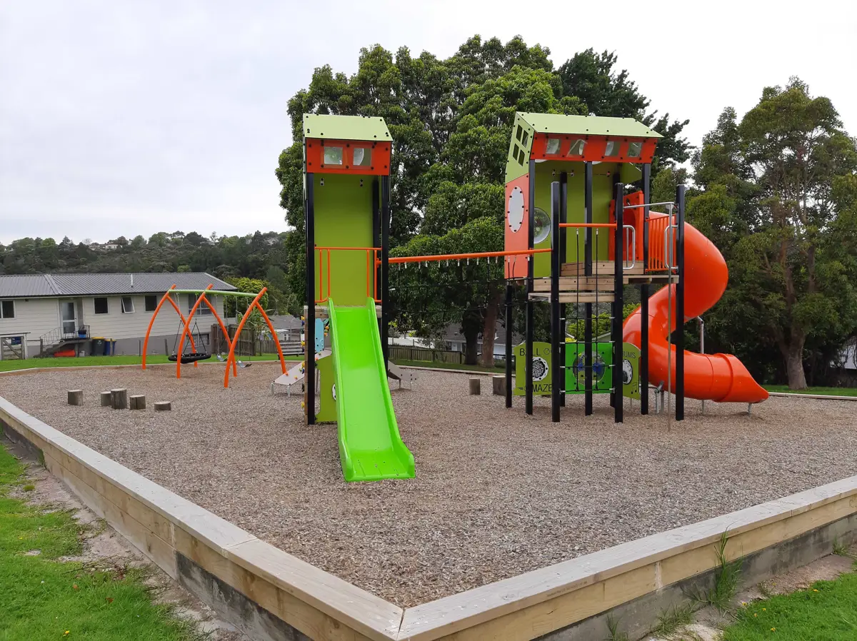 Vandeleur Reserve playground photo