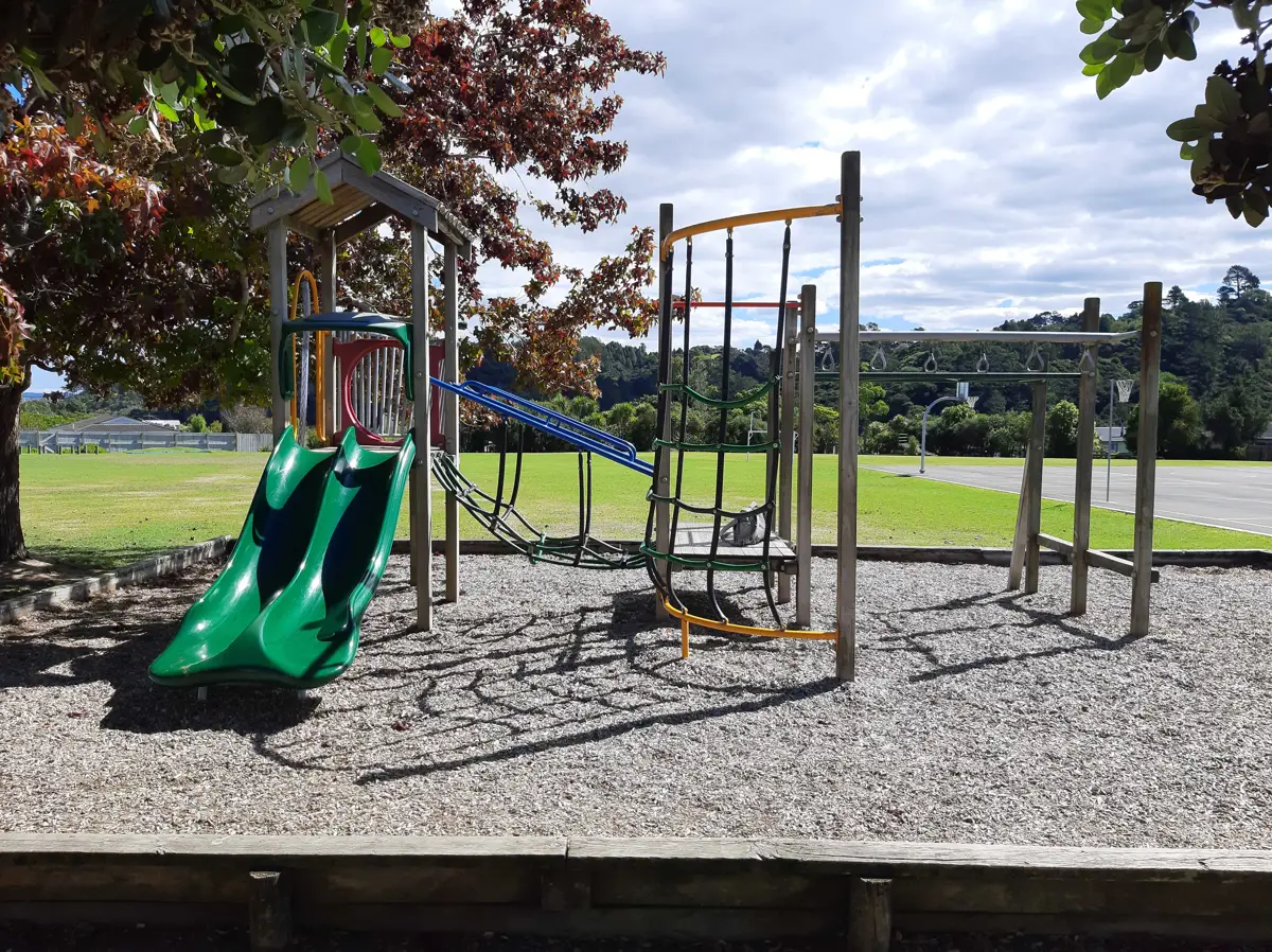 Bayview Primary School playground photo