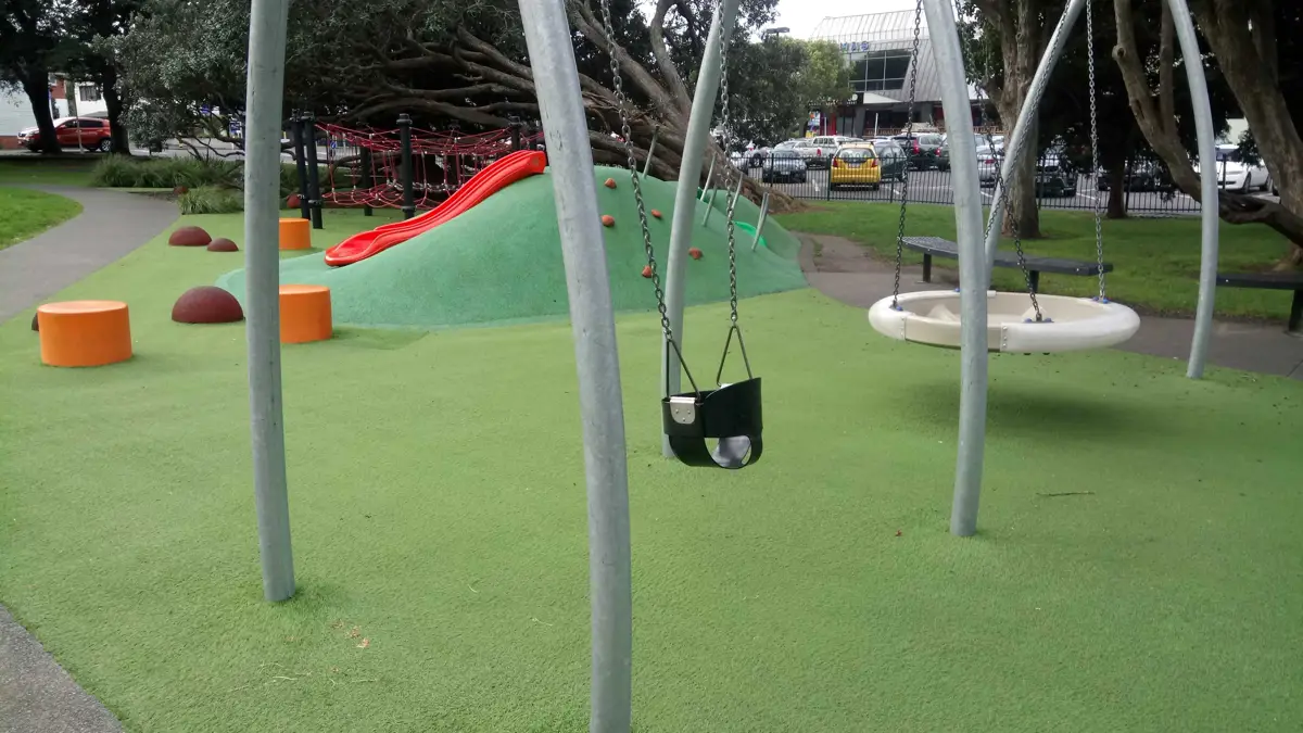 Rose Garden Takapuna playground photo