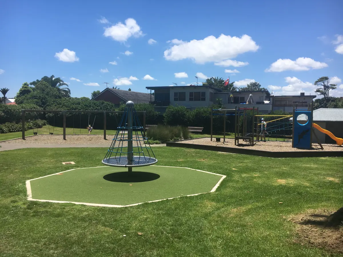 Photo of Jellicoe Park by CatW