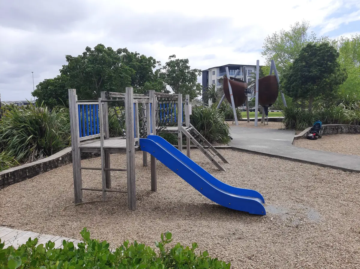 Photo of Hobsonville Point Park by thecyberpr