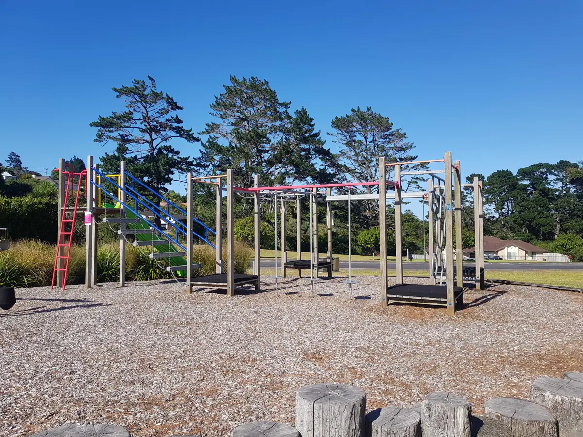 Photo of Shelter Drive Playground by FionaB